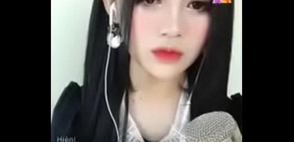 Hot girl uplive giao lưu với fan